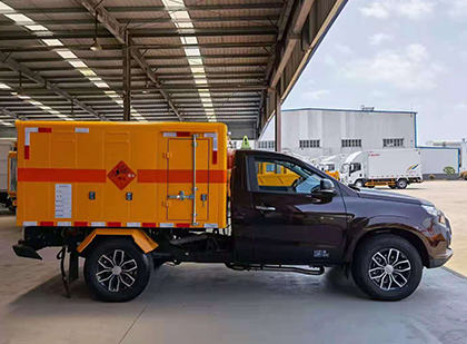 樊城爆破器材运输车